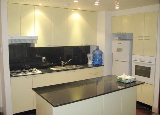 Serviced apartment for rent in District 3, HCMC - 2 bedrooms