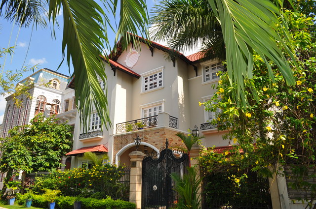 5 bedrooms nice villa for rent in compound, Thao Dien Ward, District 2